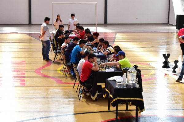iv-torneo-de-ajedrez-en-la-unae-09326D77CA-EBF5-7A07-B244-79A8A1165D43.jpg