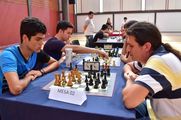 iv-torneo-de-ajedrez-en-la-unae-10C75D09F6-401B-00F2-EB99-7DE19BA8B5F2.jpg