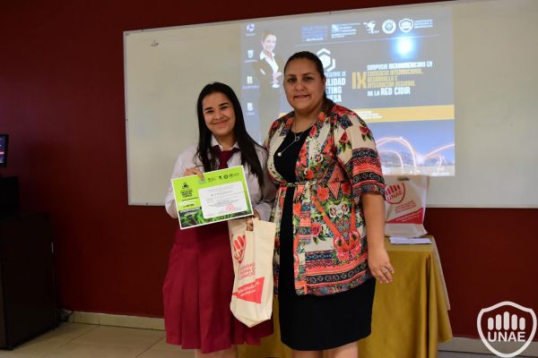 dia-2-emprendimientos-de-estudiantes-138BF8D99D-0981-649D-9CDA-96BC4C2A6585.jpg