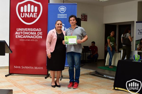 dia-3-entrega-de-certificados-660A99731-D973-3218-BC8D-3301334CB5B6.jpg