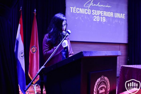 graduacion-tecnico-superior-unae-2019-154C128C13B-786D-9E15-B82C-8DCAADC0A2AC.jpg