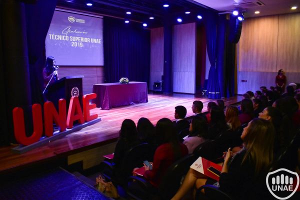 graduacion-tecnico-superior-unae-2019-155D2C85D8E-C982-8DE7-9CA3-F786A3584143.jpg