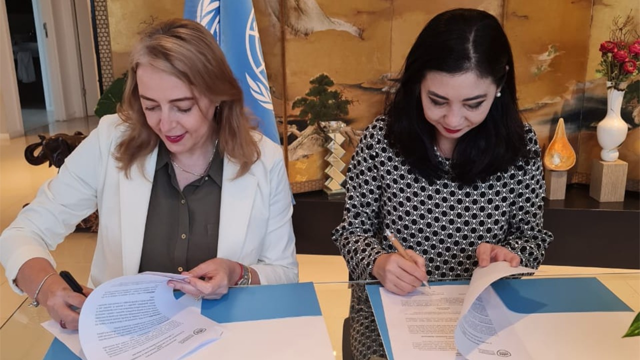 firma de convenio UNAE 2021